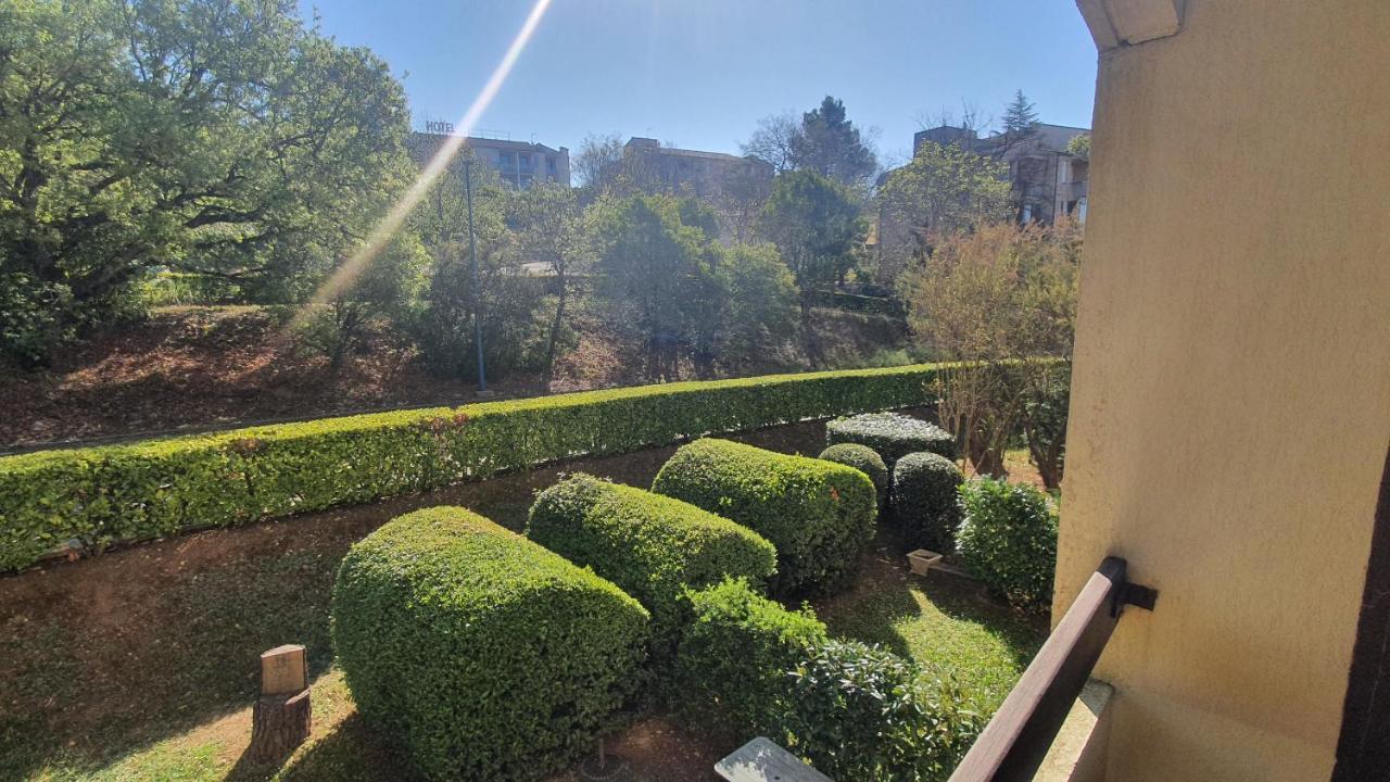 Le Studio Des Garrigues - Climatise Gréoux-les-Bains Esterno foto